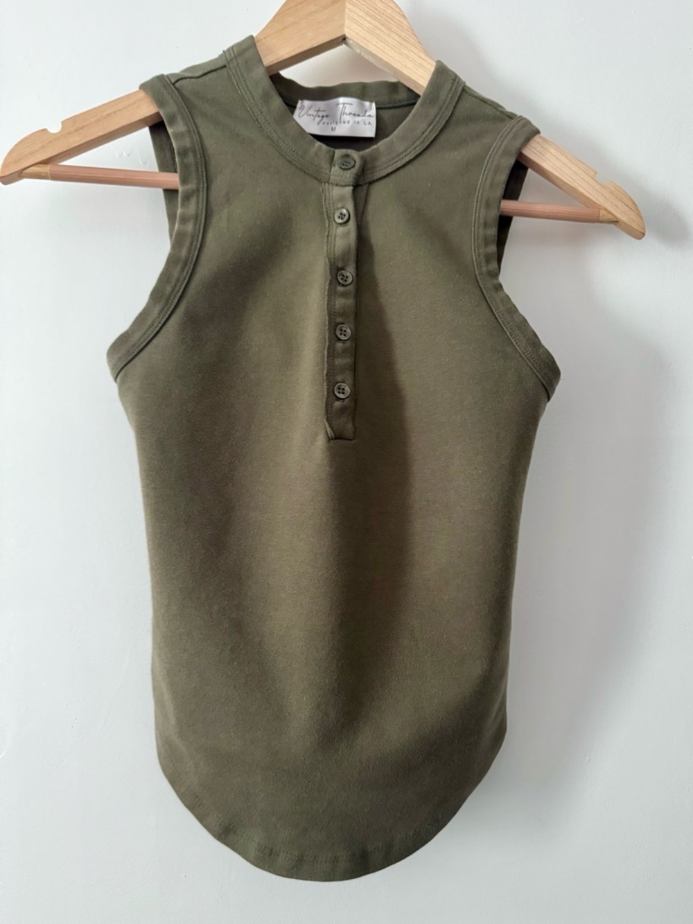 Vintage Threads Olive Green Sleeveless Henley Top Women’s Medium Cotton